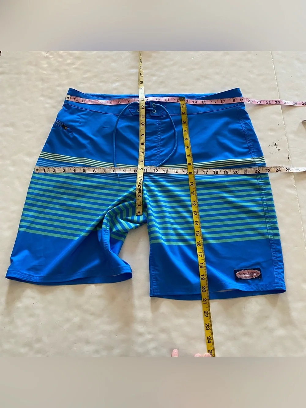 Vineyard Vines Swim Trunks Board Shorts Mens Size 36 Blue Striped Beach Vacation